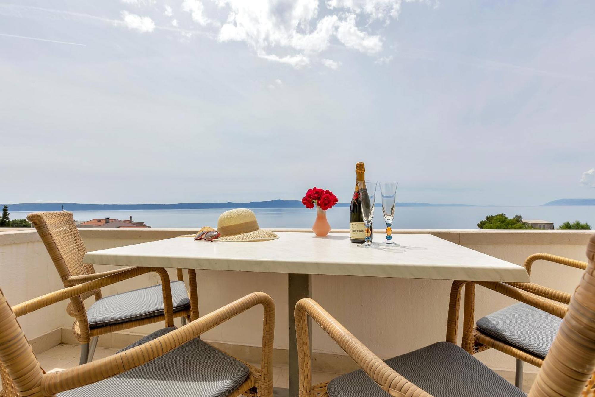 Grand View Apartments Drasnice Kültér fotó